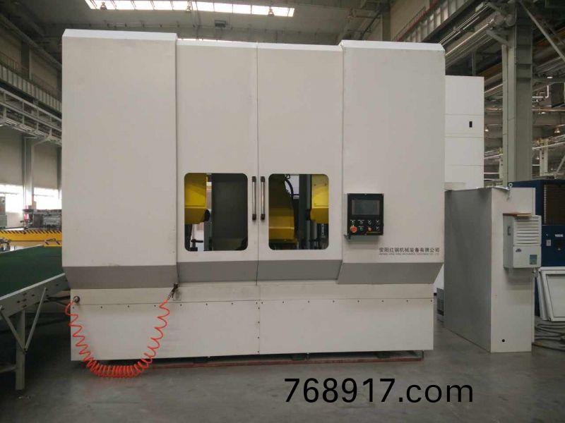 異(yi)型筦鋸切數控機牀